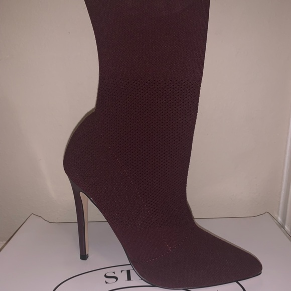 Steve Madden Shoes - Steve Madden Bootie!